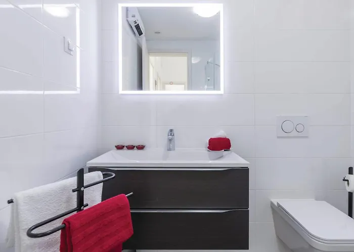 4 Bedroom Cozy In *