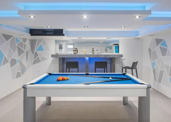 4 Bedroom Cozy In * Medulin