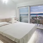 بيت للعطل 4 Bedroom Cozy In