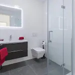 بيت للعطل 4 Bedroom Cozy In ميدولين