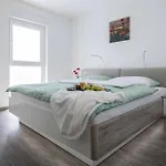 بيت للعطل 4 Bedroom Cozy In *